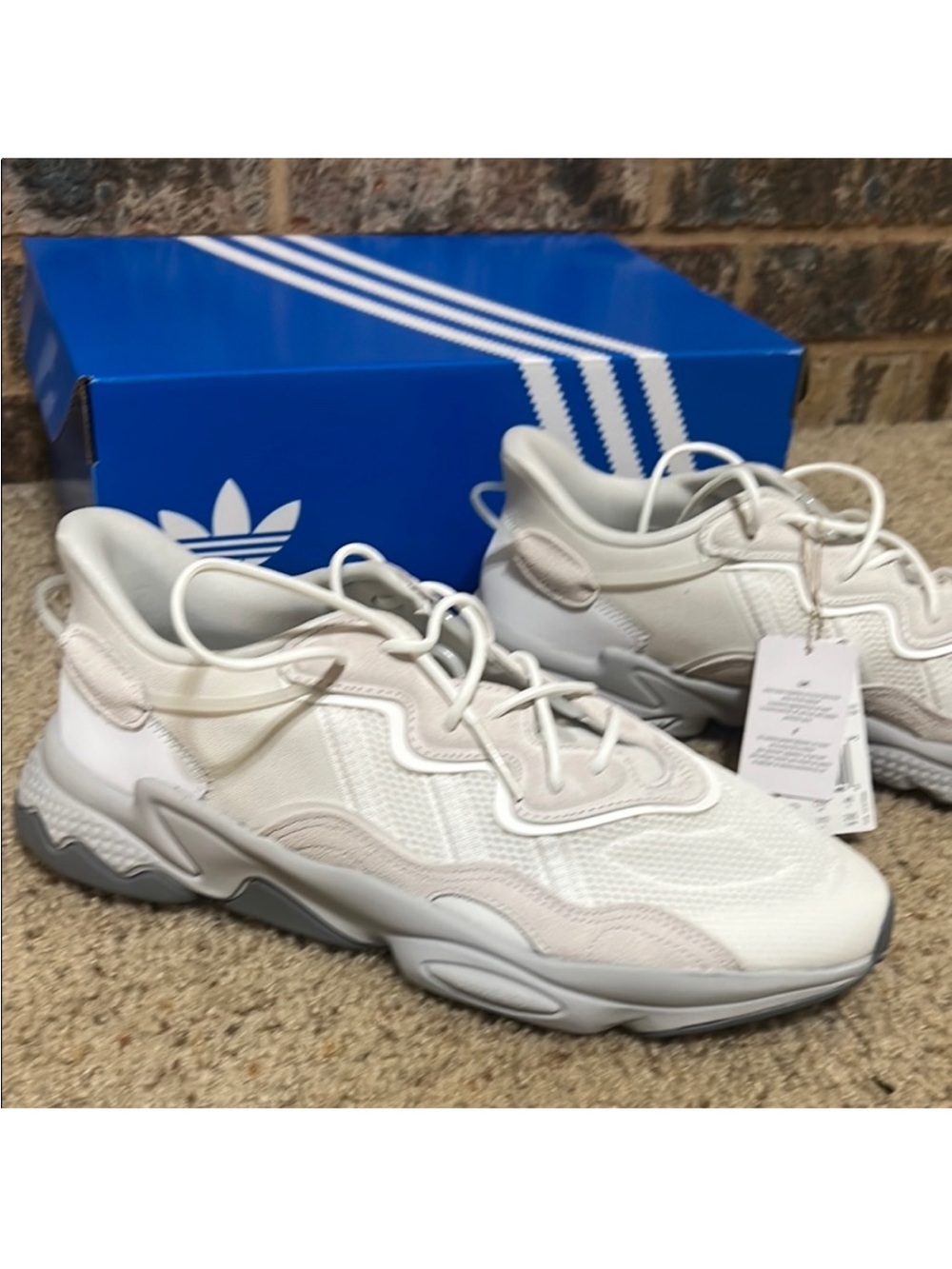 adidas Ozweego